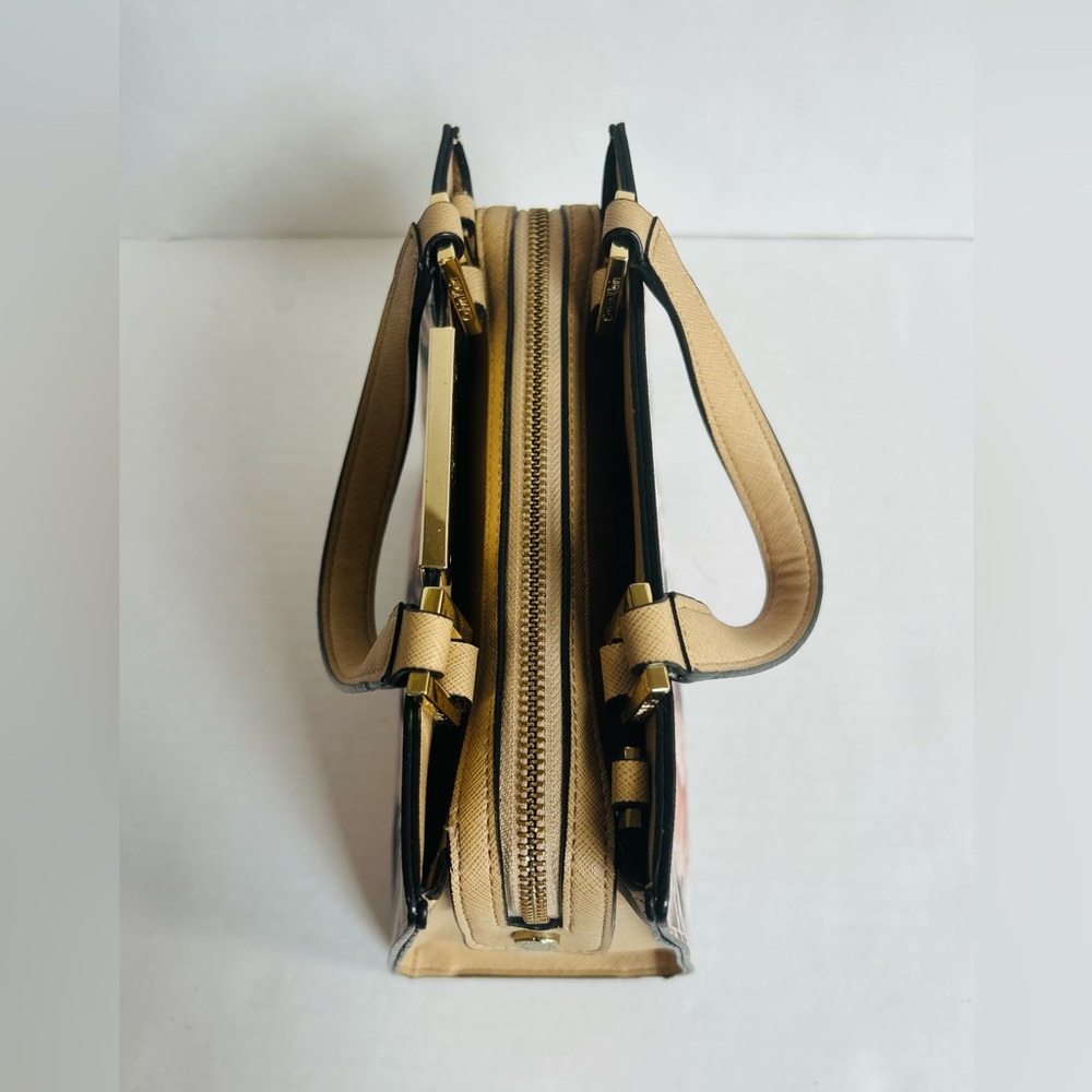 Calvin Klein Lola Small Crossbody - Picture 5 of 16